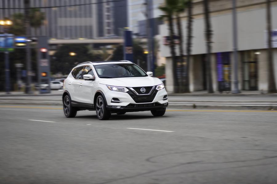  Nissan Rogue Sport 2019 года  (фото 25 из 40)